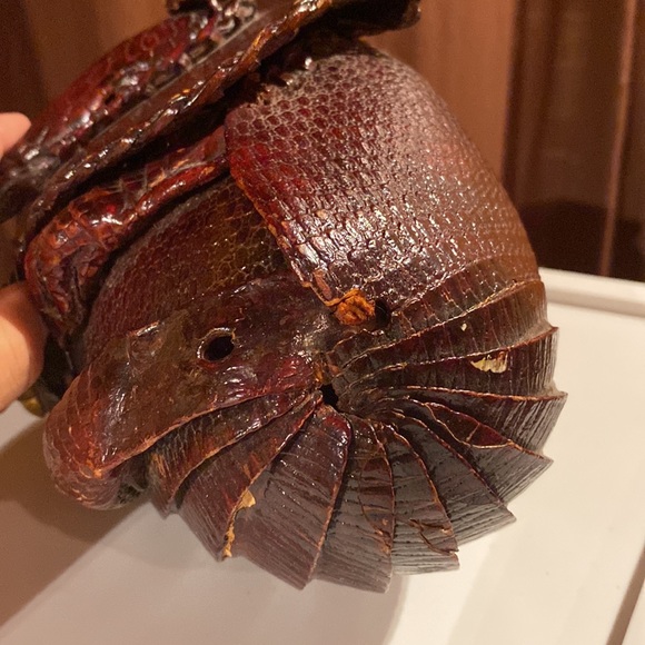 Vintage Armadillo Handbag - Picture 3 of 5